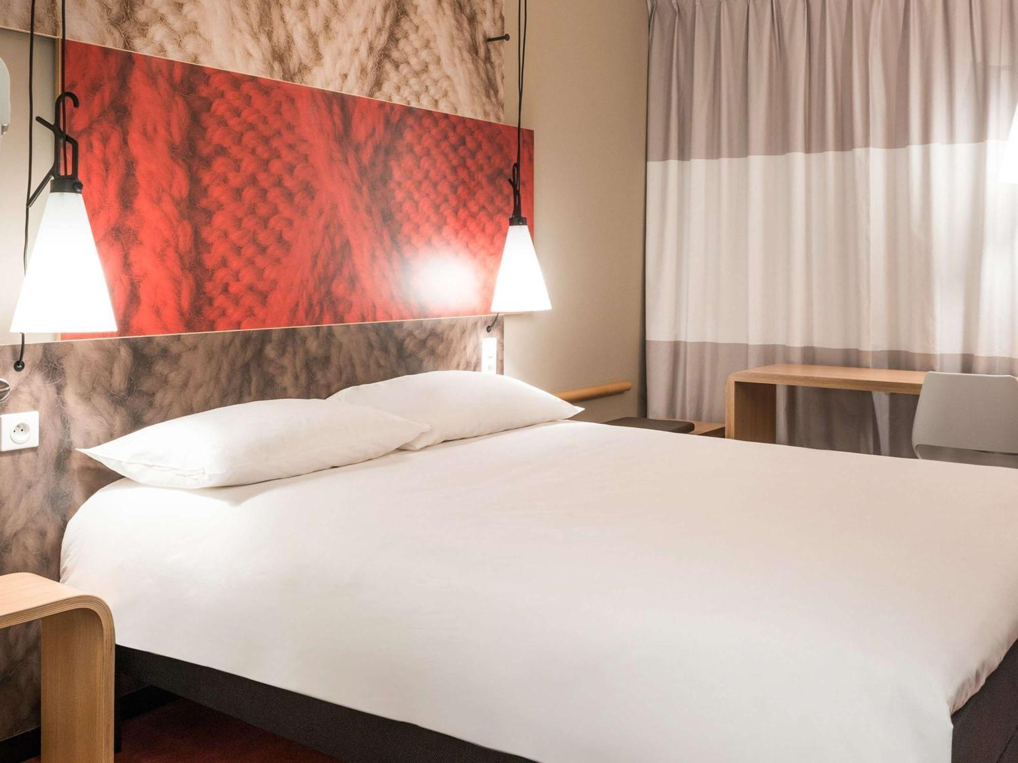 Ibis Hotel 2*